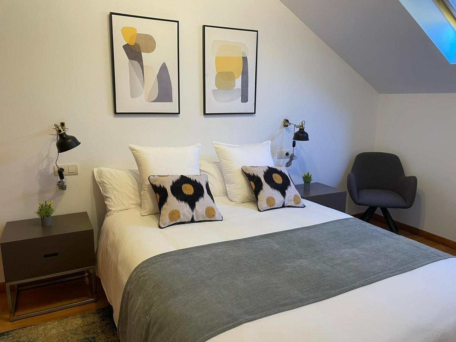 Apartamentos Ciudad Santiago Santiago de Compostela Habitación foto